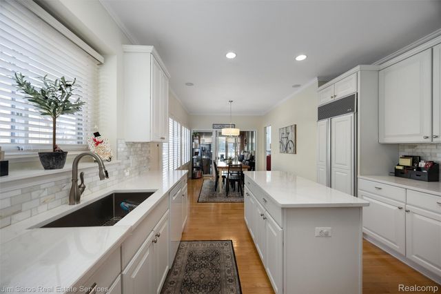 2243 Twin Islands Court, Ann Arbor, MI 48108