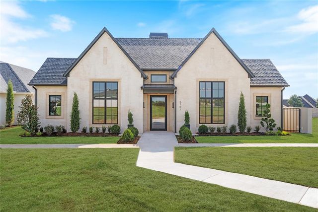 5701 Promenade Square, Oklahoma City, OK 73142