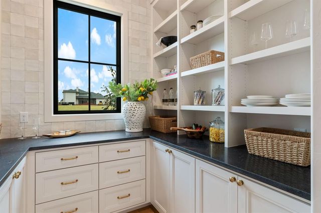 5701 Promenade Square, Oklahoma City, OK 73142