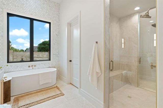 5701 Promenade Square, Oklahoma City, OK 73142