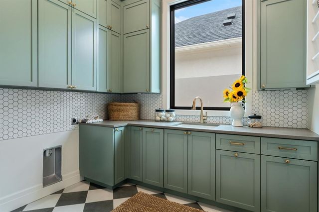 5701 Promenade Square, Oklahoma City, OK 73142