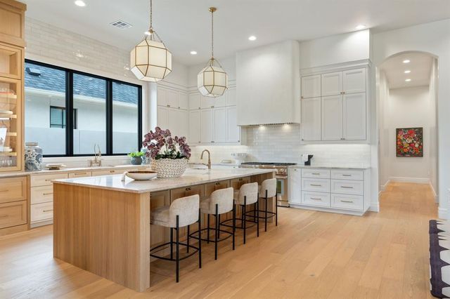 5701 Promenade Square, Oklahoma City, OK 73142