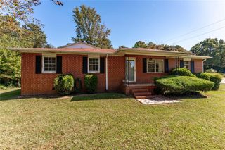 3510 Karen NW Lane, Kennesaw, GA 30144