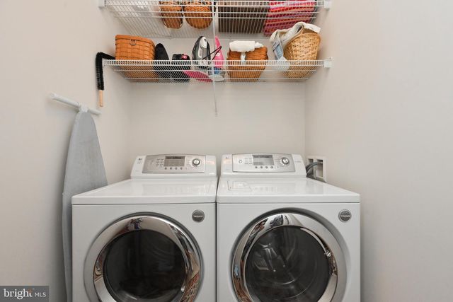 41953 BLUE FLAG TER, Aldie, VA 20105