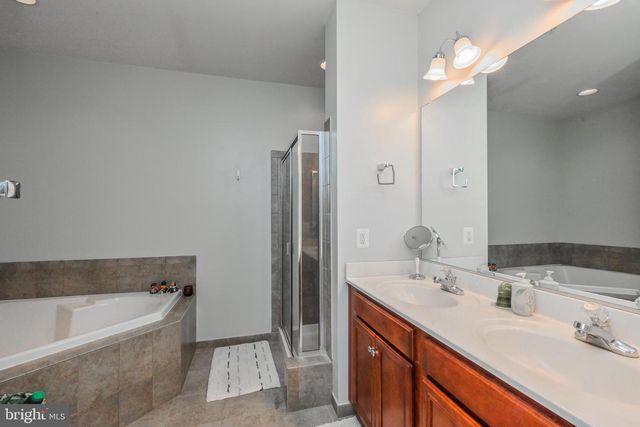 41953 BLUE FLAG TER, Aldie, VA 20105