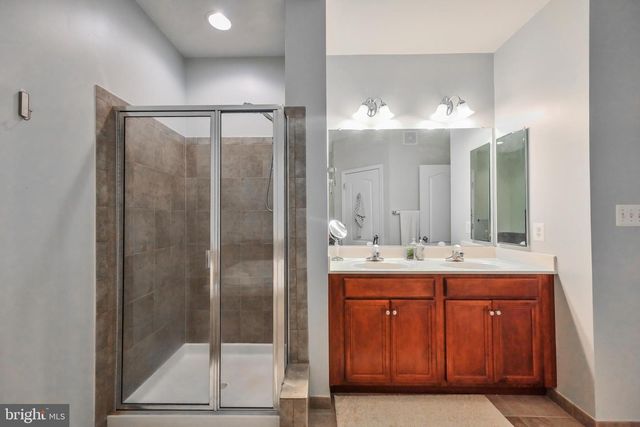 41953 BLUE FLAG TER, Aldie, VA 20105