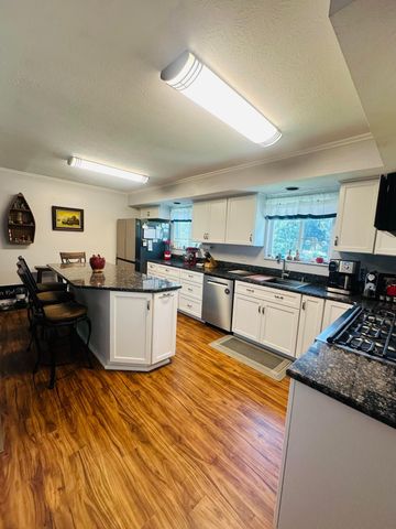 212 Pat Haven Drive, Pataskala, OH 43062