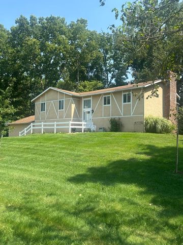 212 Pat Haven Drive, Pataskala, OH 43062