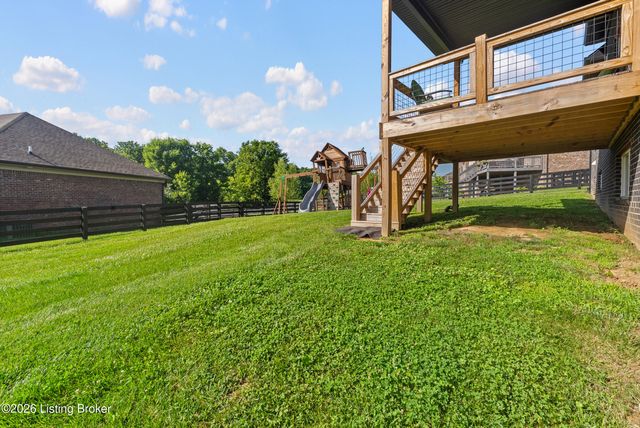 23 Ravens Wood, Taylorsville, KY 40071