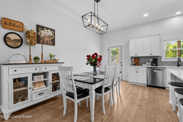 23 Ravens Wood, Taylorsville, KY 40071