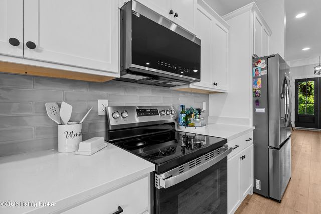 23 Ravens Wood, Taylorsville, KY 40071