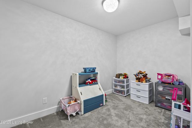 23 Ravens Wood, Taylorsville, KY 40071