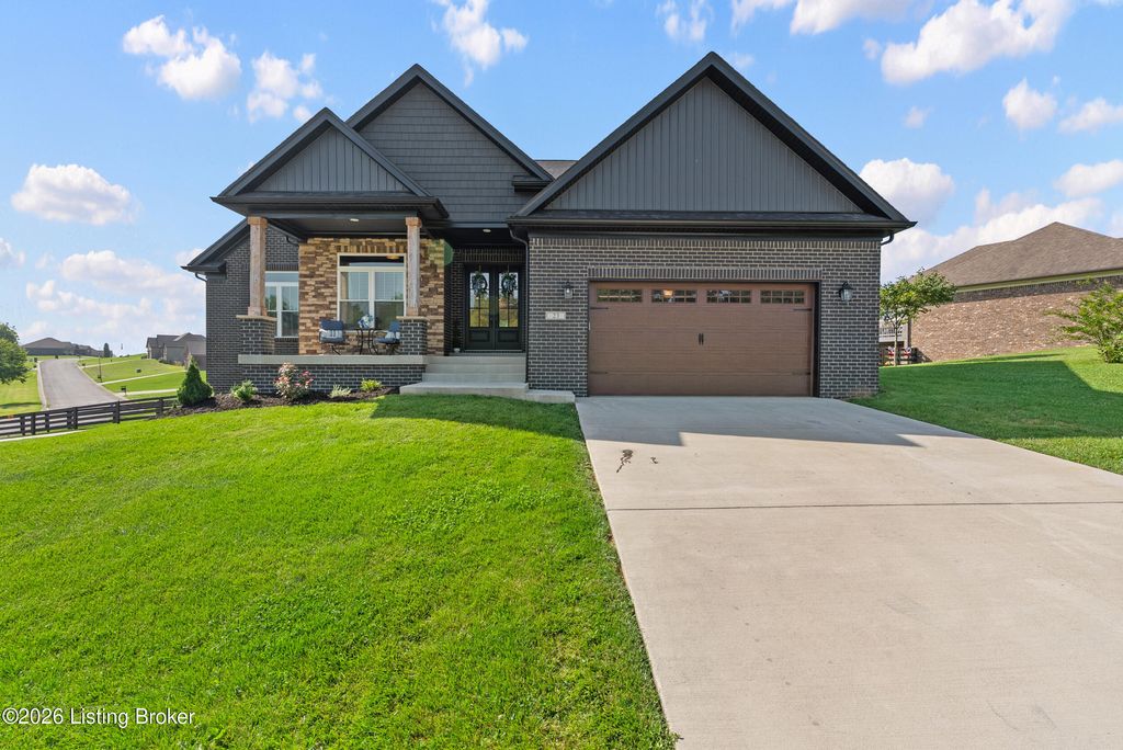 23 Ravens Wood, Taylorsville, KY 40071