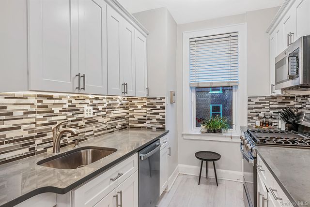 185 Atlantic Avenue C11, Lynbrook, NY 11563