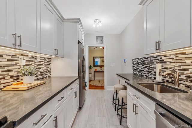 185 Atlantic Avenue C11, Lynbrook, NY 11563