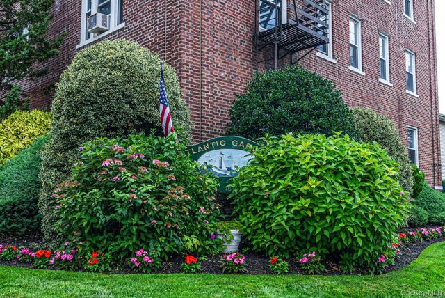 185 Atlantic Avenue C11, Lynbrook, NY 11563