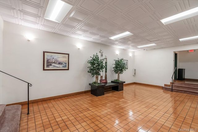 185 Atlantic Avenue C11, Lynbrook, NY 11563