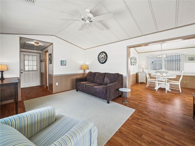108 SILVERSIDES STREET, Lake Wales, FL 33898