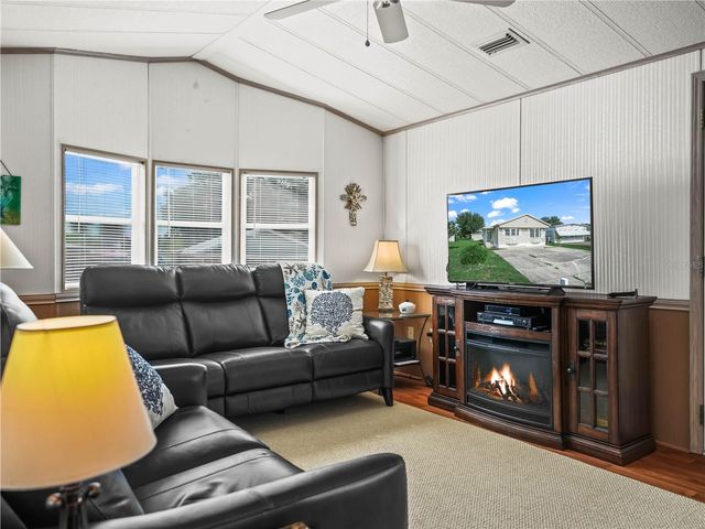 108 SILVERSIDES STREET, Lake Wales, FL 33898