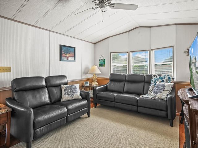 108 SILVERSIDES STREET, Lake Wales, FL 33898