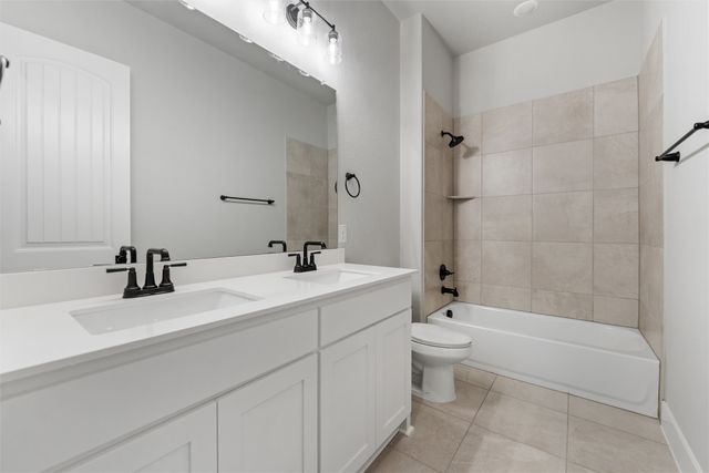 810 Westover Drive, Van Alstyne, TX 75495