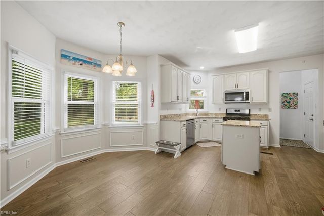 4720 Barn Swallow DR, Chesapeake, VA 23321