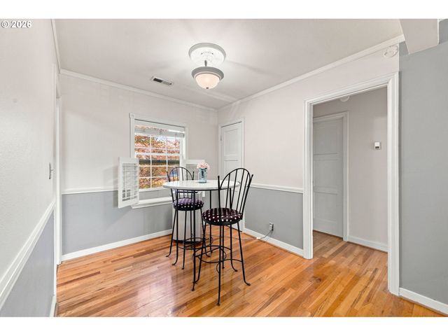 304 E 12TH St D, Vancouver, WA 98660