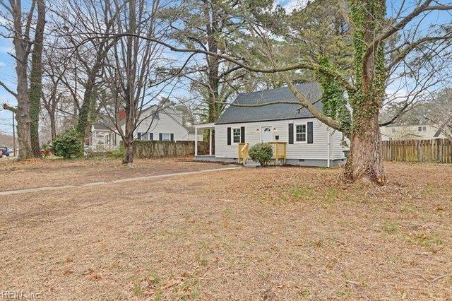 1300 Sunset DR, Norfolk, VA 23503