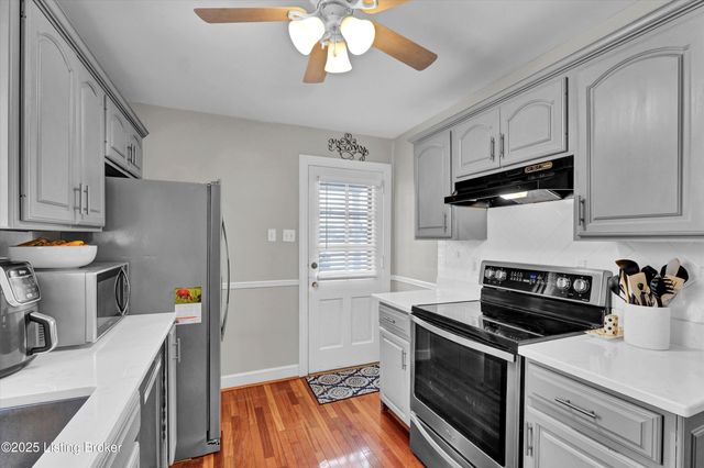 303 N Hubbards Ln, Louisville, KY 40207