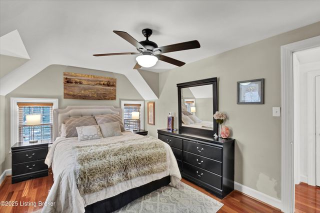 303 N Hubbards Ln, Louisville, KY 40207