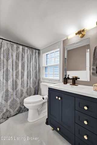 303 N Hubbards Ln, Louisville, KY 40207