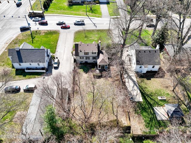 303 N Hubbards Ln, Louisville, KY 40207