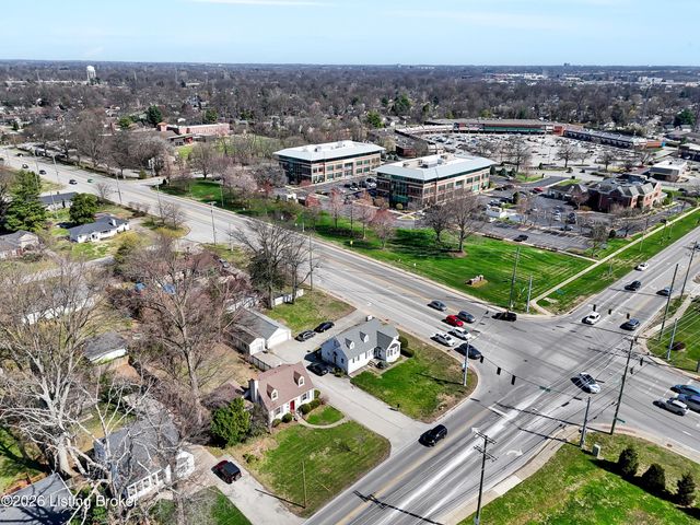 303 N Hubbards Ln, Louisville, KY 40207