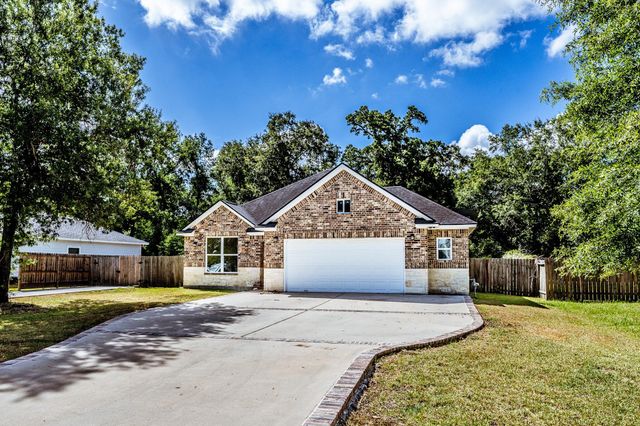 3676 Pin Oak Drive, Conroe, TX 77301