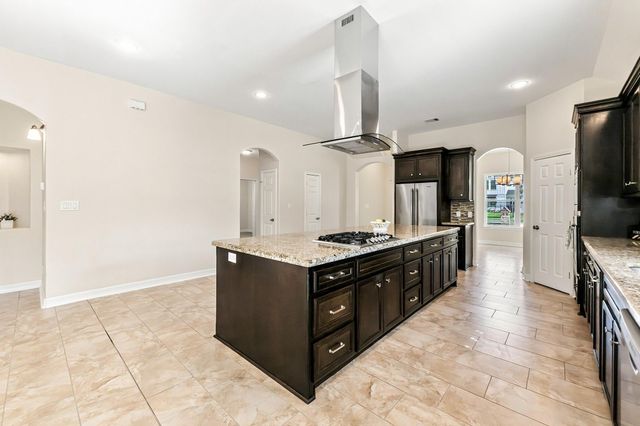 3676 Pin Oak Drive, Conroe, TX 77301