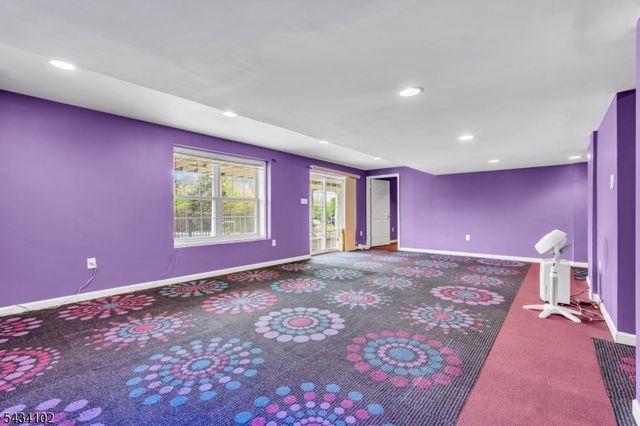 27 Music Mountain Blvd, West Amwell Twp., NJ 08530