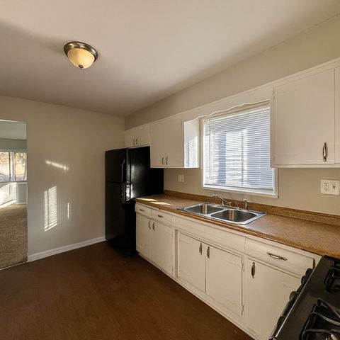 15326 Dorchester Avenue, Dolton, IL 60419