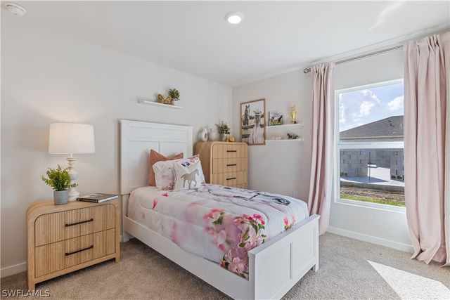 805 NW 20th AVE, Cape Coral, FL 33993