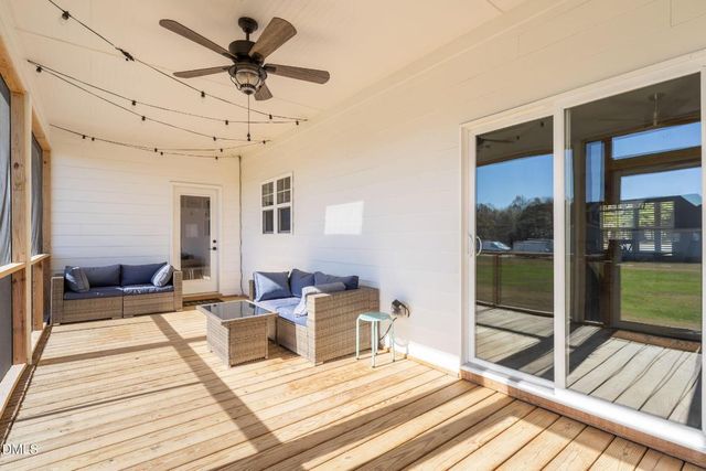 8701 Nc Highway 210, Four Oaks, NC 27524