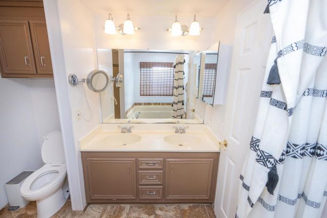 12506 Royal Road 4, El Cajon, CA 92021