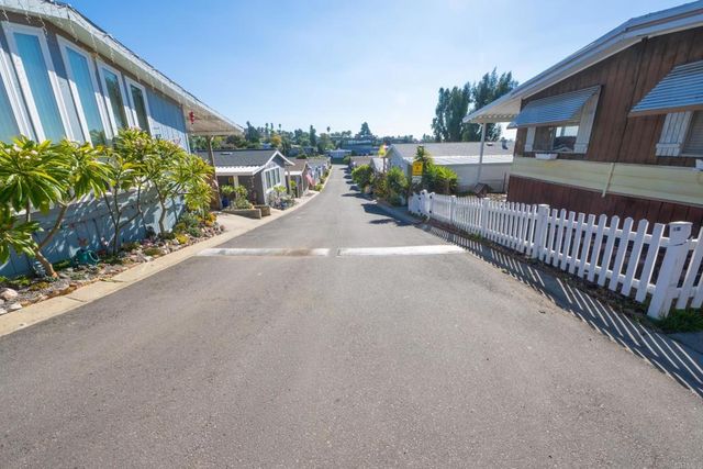 12506 Royal Road 4, El Cajon, CA 92021