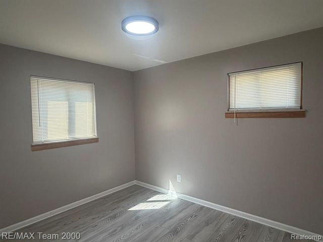 9023 Evergreen Avenue, Detroit, MI 48228