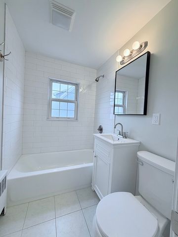 40 Beach St, Woburn, MA 01801