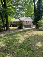 4508 Monticello Boulevard, South Euclid, OH 44143