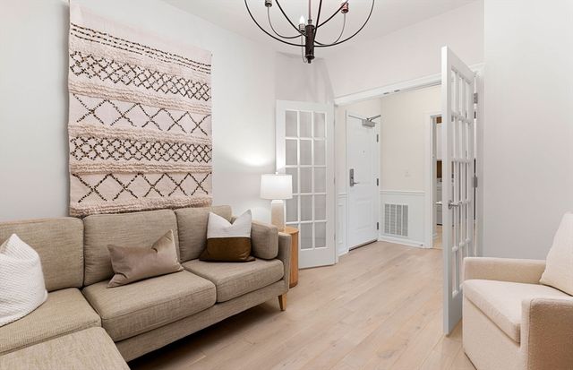 7 Green Street 206, Shrewsbury, MA 01545