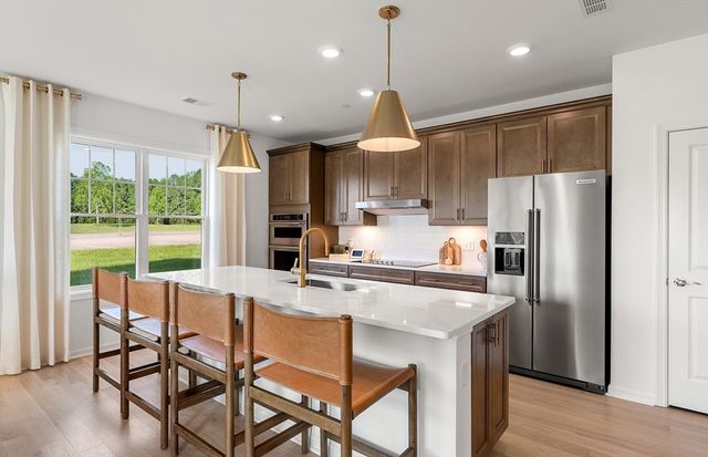 7 Green Street 206, Shrewsbury, MA 01545