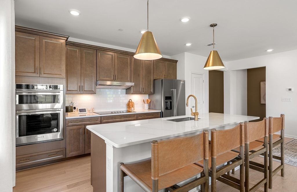 7 Green Street 206, Shrewsbury, MA 01545