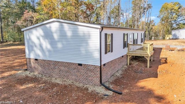 2013 Carl Fox Road, Taylorsville, NC 28681