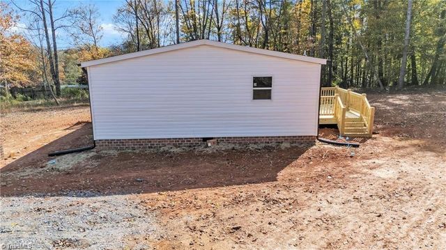 2013 Carl Fox Road, Taylorsville, NC 28681