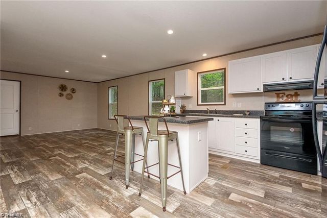 2013 Carl Fox Road, Taylorsville, NC 28681